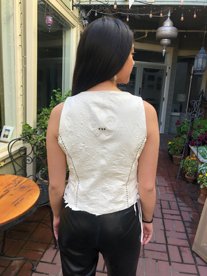 Pegasus Leather Women's White Fleur-di-lis Vest